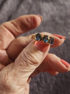 10kt Gold Ring with London Blue Multistone Topaz